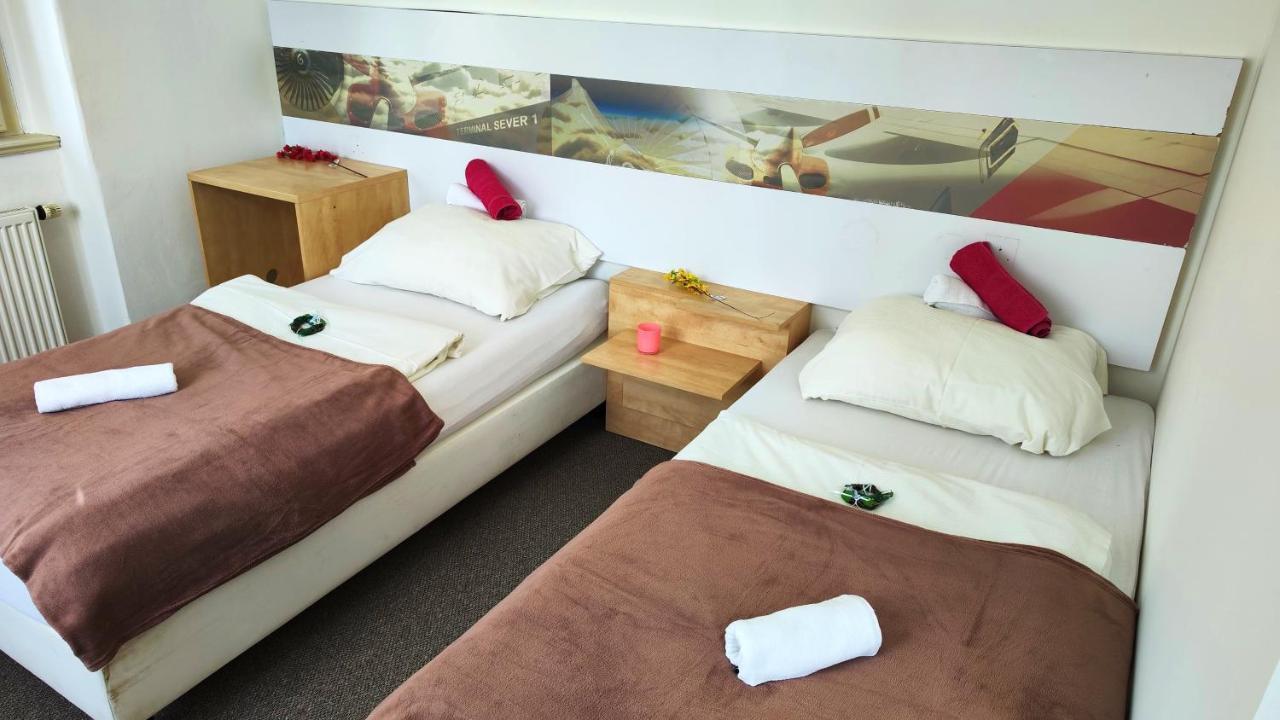 Hotel Stara Skola Mezná Eksteriør billede