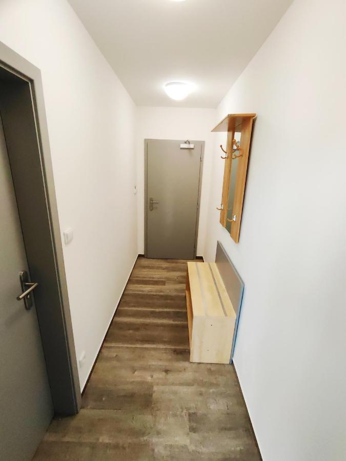 Hotel Stara Skola Mezná Eksteriør billede