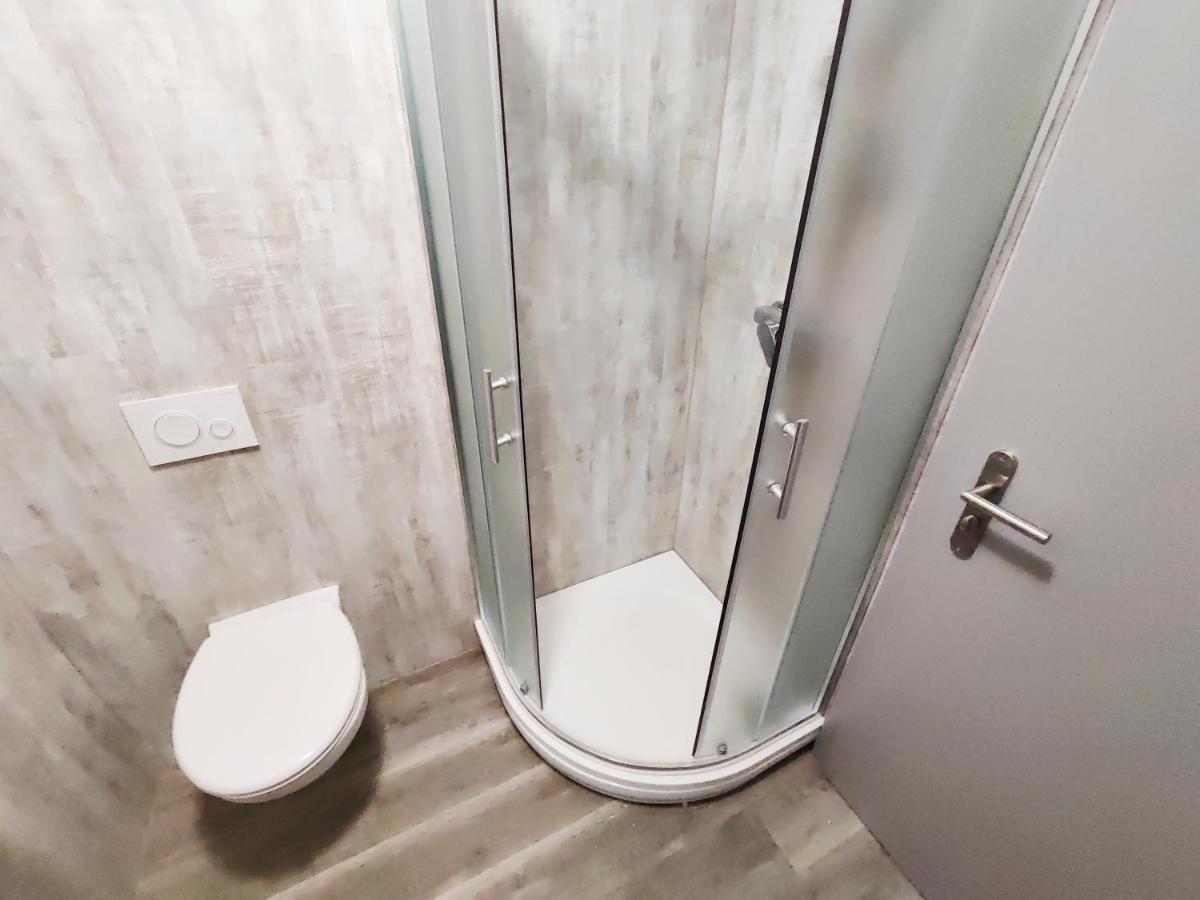 Hotel Stara Skola Mezná Eksteriør billede