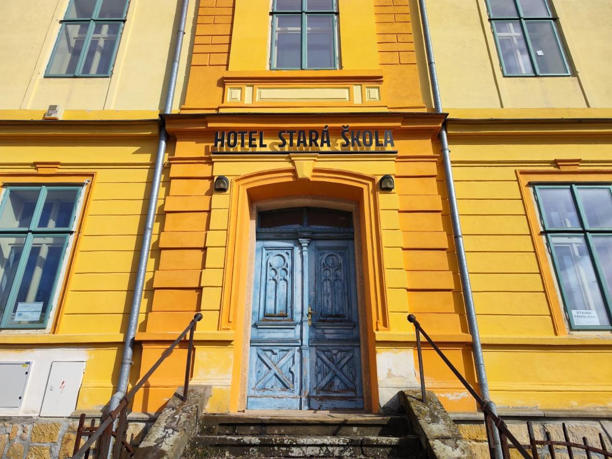 Hotel Stara Skola Mezná Eksteriør billede