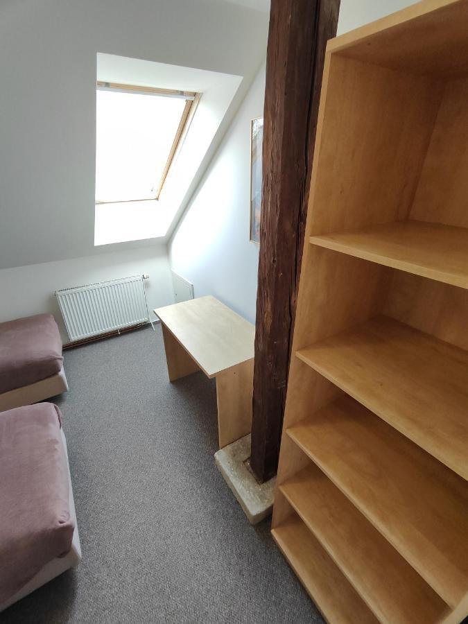Hotel Stara Skola Mezná Eksteriør billede